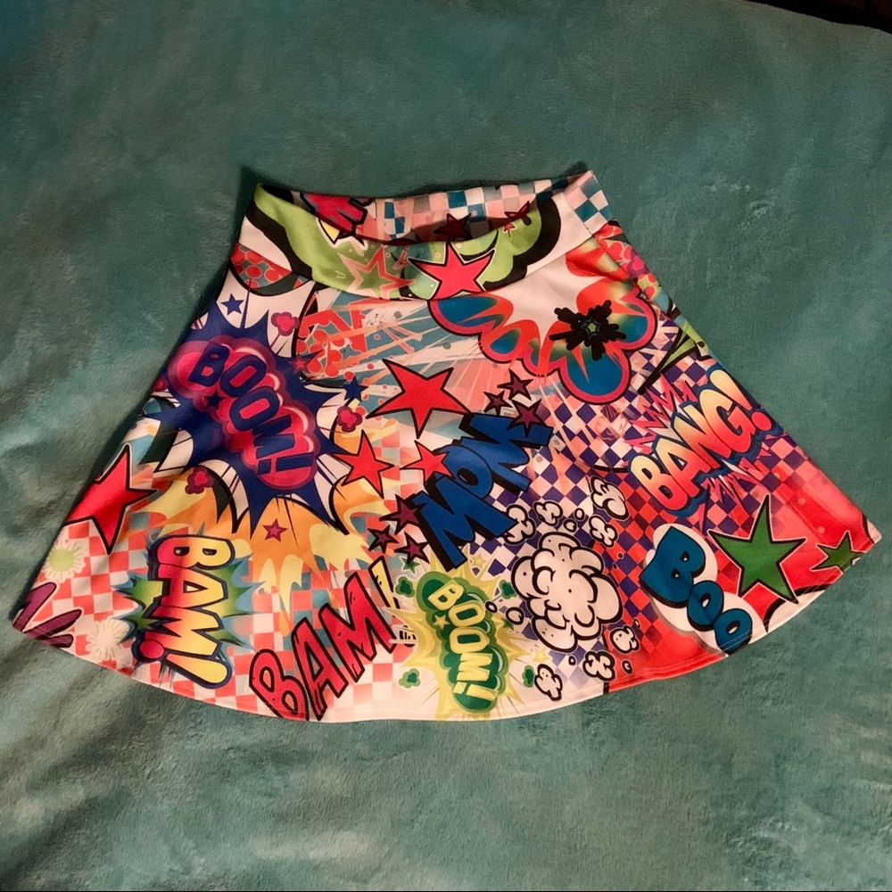 NWOT Comic Skater Skirt